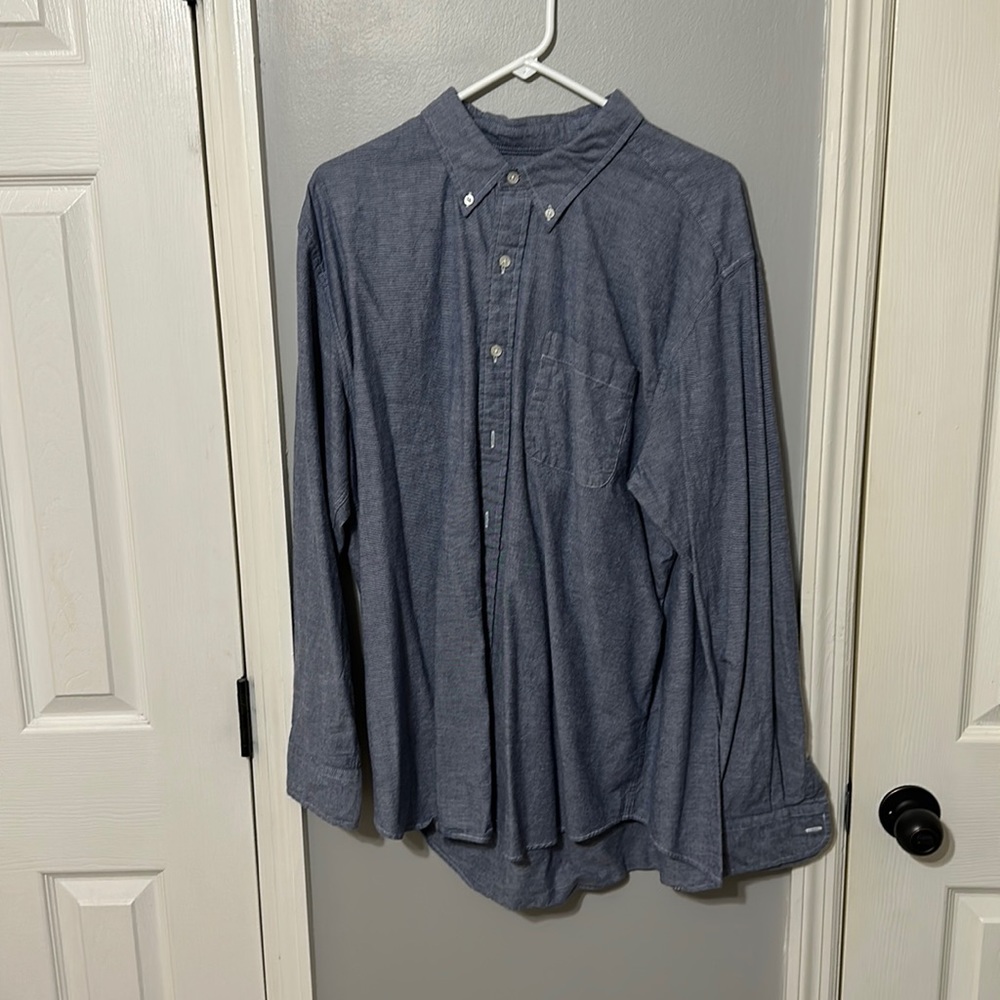 Men’s XL Dress Shirt